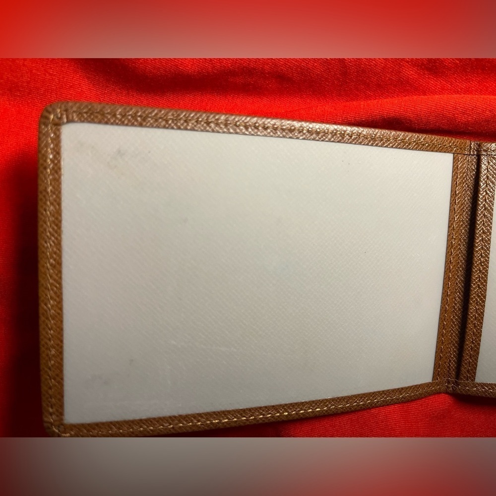 AUTHENTIC LV Taiga Card Holder VG-E condition - Picture 5 of 16
